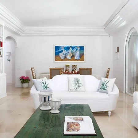 Elegant Luxury With Pool - What'app - 0034-658-266-820 - For Reservations! Villa Nerano