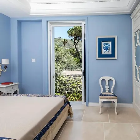 Elegant Luxury With Pool - What'app - 0034-658-266-820 - For Reservations! Villa